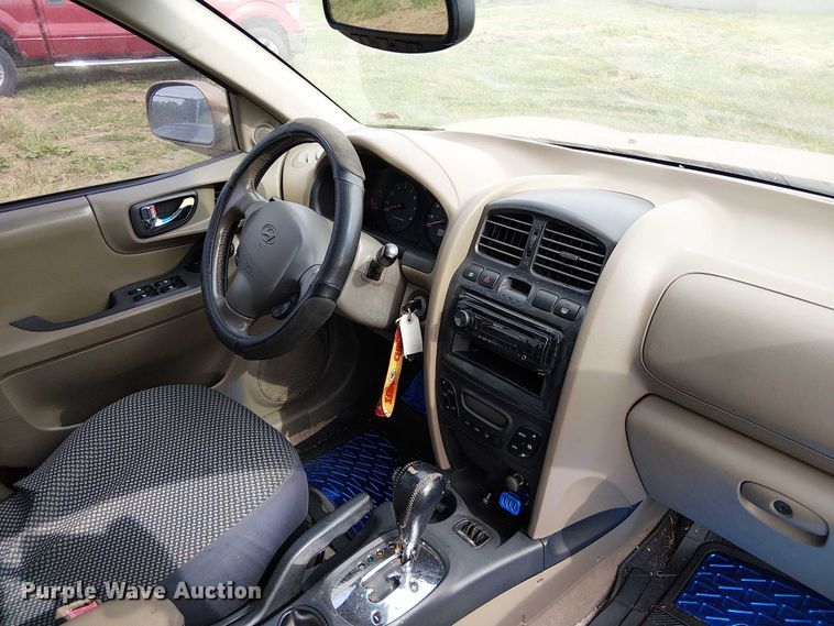 image for item DU3626 2004 Hyundai Santa Fe SUV