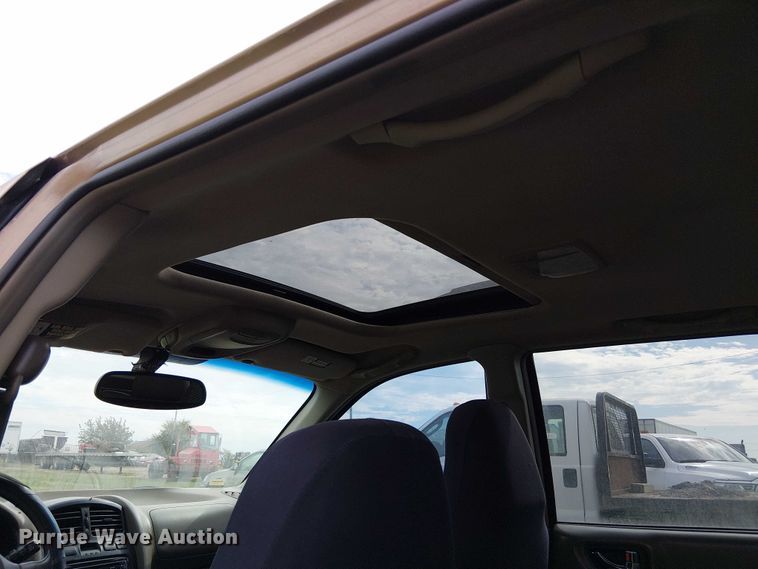 image for item DU3626 2004 Hyundai Santa Fe SUV