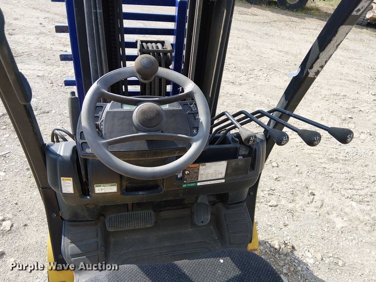 image for item DU3629 Yale GLC060VXNDSE085 forklift