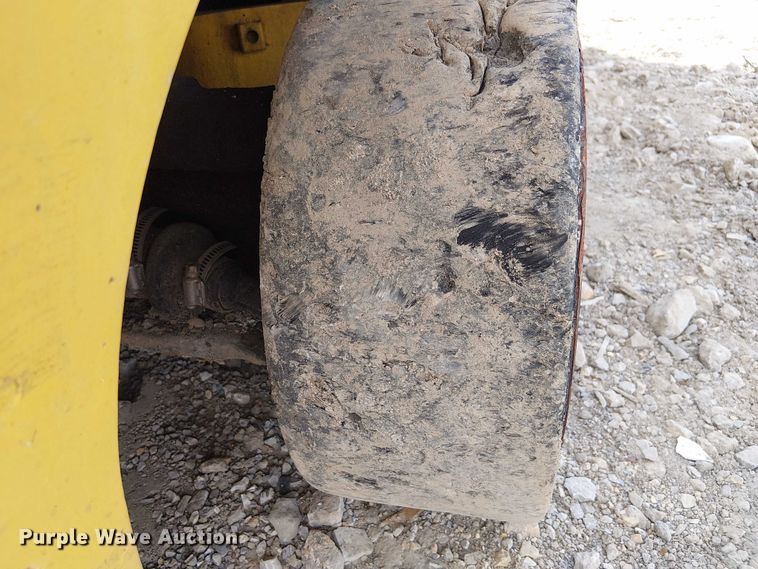 image for item DU3629 Yale GLC060VXNDSE085 forklift