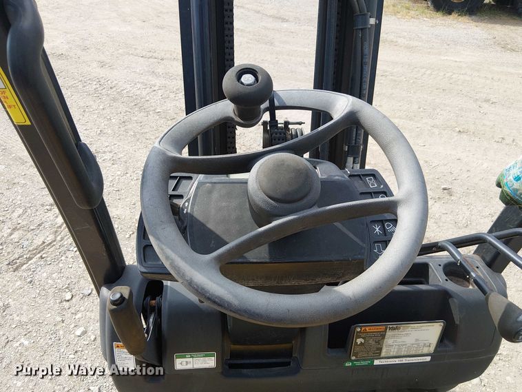 image for item DU3630 Yale GLC040SVXNRSE082 forklift