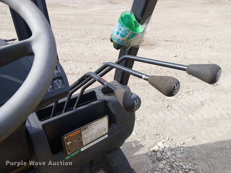 image for item DU3630 Yale GLC040SVXNRSE082 forklift