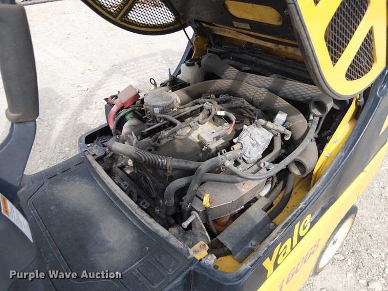 image for item DU3630 Yale GLC040SVXNRSE082 forklift