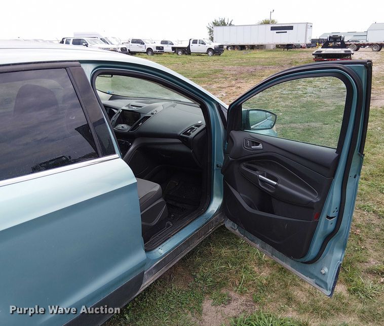 image for item DU3633 2013 Ford Escape SUV