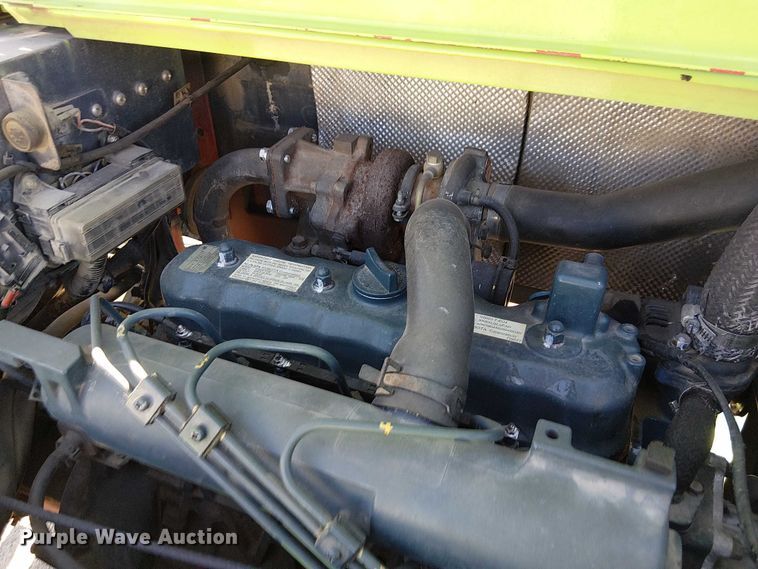 image for item DU3659 2005 Moffett M5500 forklift