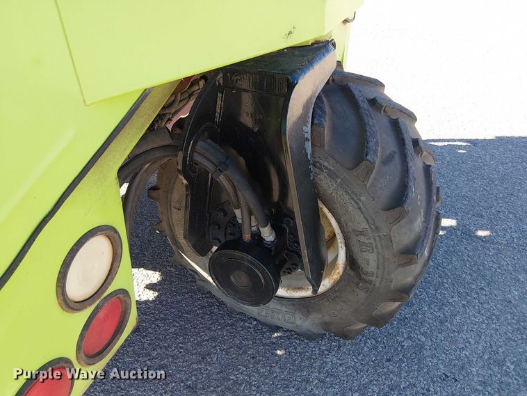 image for item DU3659 2005 Moffett M5500 forklift