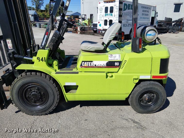 image for item DU3665 Caterpillar GP40 forklift