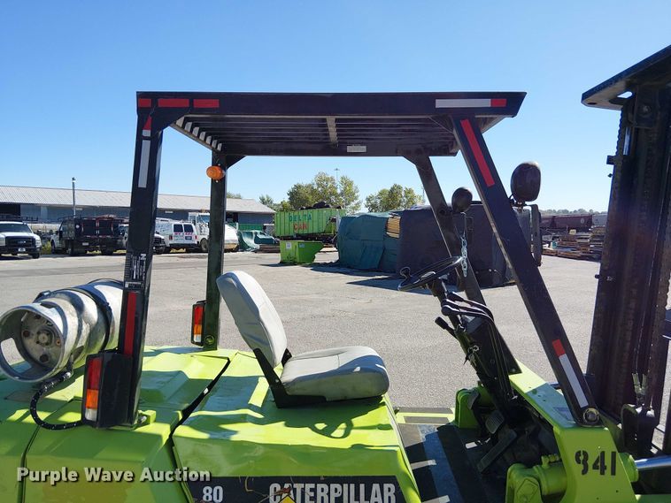 image for item DU3665 Caterpillar GP40 forklift