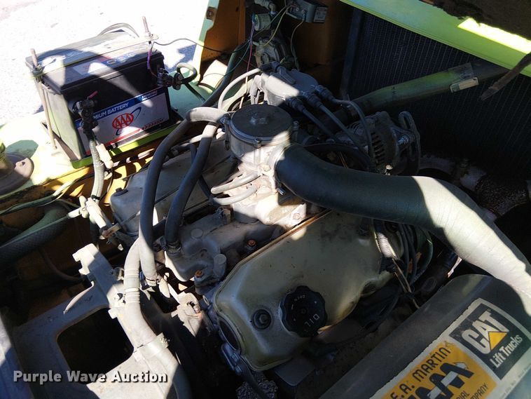 image for item DU3665 Caterpillar GP40 forklift