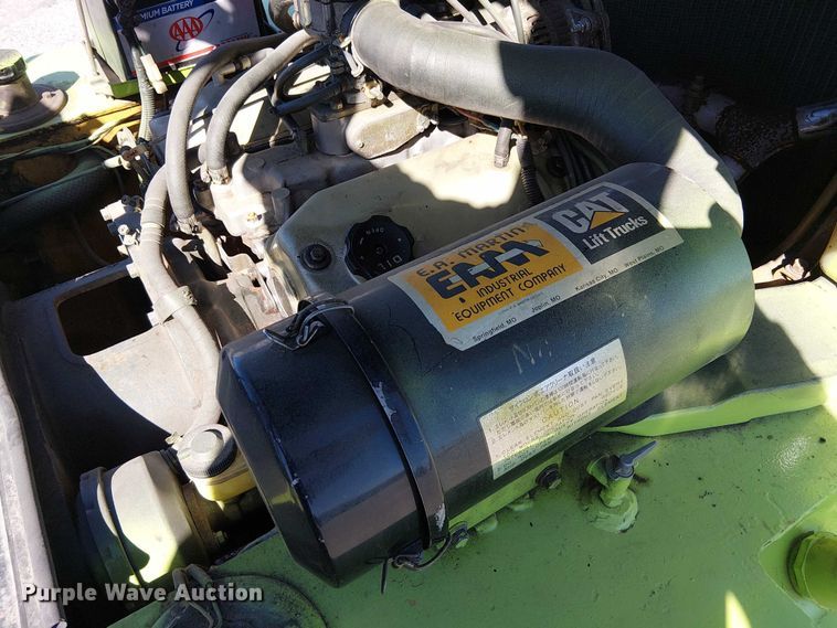 image for item DU3665 Caterpillar GP40 forklift