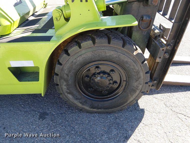 image for item DU3665 Caterpillar GP40 forklift