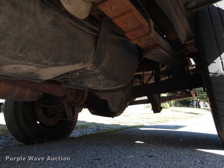 image for item DU3675 2008 Ford F250  utility bed pickup truck