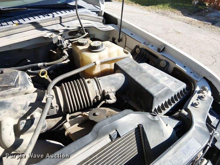 image for item DU3675 2008 Ford F250  utility bed pickup truck