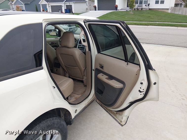 image for item DU3713 2007 Ford Edge  SUV