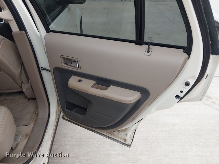 image for item DU3713 2007 Ford Edge  SUV