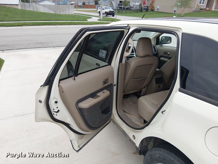 image for item DU3713 2007 Ford Edge  SUV