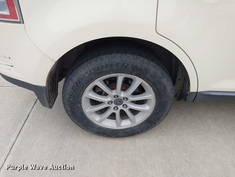 image for item DU3713 2007 Ford Edge  SUV