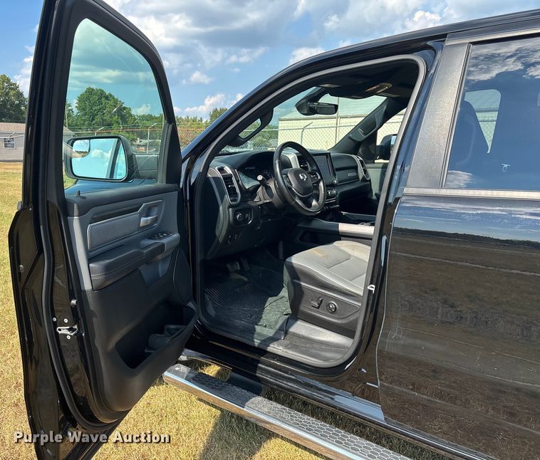 image for item DU9339 2021 RAM 1500 Bighorn Crew Cab pickup truck