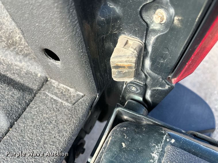 image for item DW4269 2015 Ford F350 Super Duty Crew Cab pickup truck