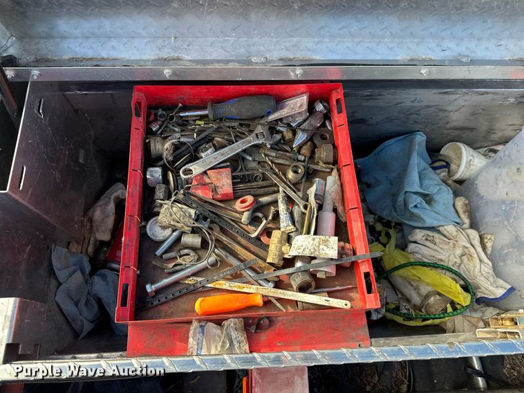 image for item DW4269 2015 Ford F350 Super Duty Crew Cab pickup truck