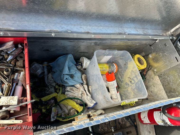 image for item DW4269 2015 Ford F350 Super Duty Crew Cab pickup truck