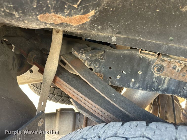 image for item DW4269 2015 Ford F350 Super Duty Crew Cab pickup truck