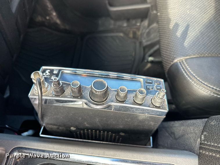 image for item DW4269 2015 Ford F350 Super Duty Crew Cab pickup truck