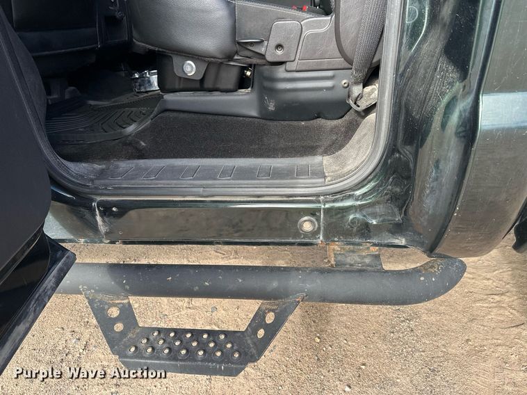 image for item DW4269 2015 Ford F350 Super Duty Crew Cab pickup truck