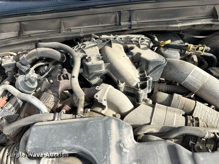 image for item DW4269 2015 Ford F350 Super Duty Crew Cab pickup truck