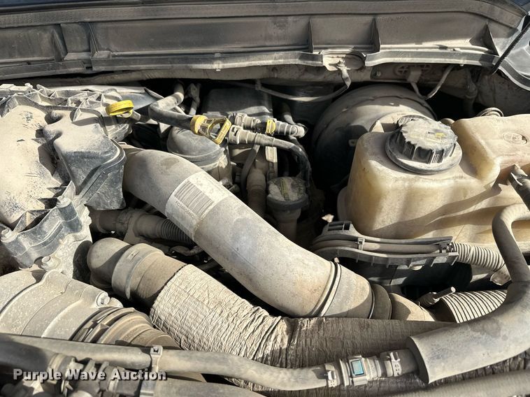 image for item DW4269 2015 Ford F350 Super Duty Crew Cab pickup truck