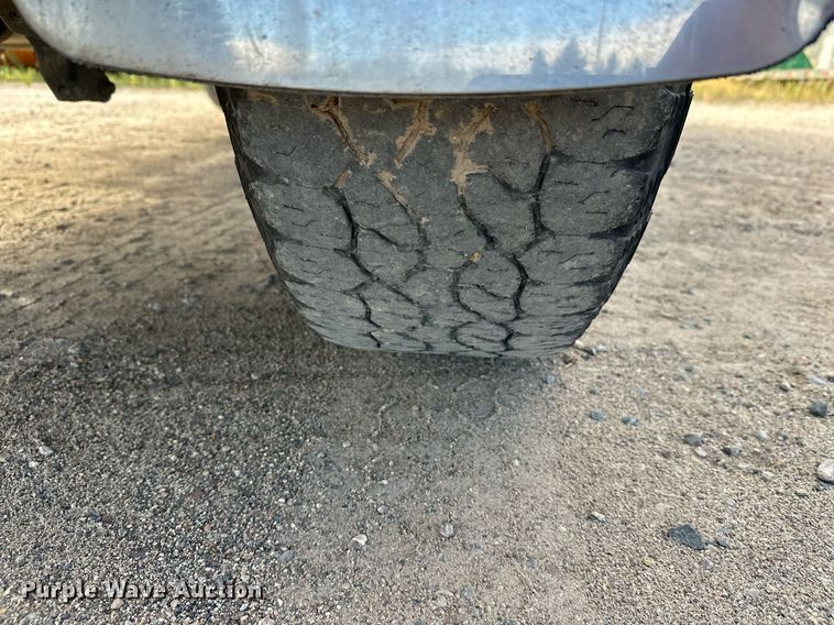 image for item DW4269 2015 Ford F350 Super Duty Crew Cab pickup truck