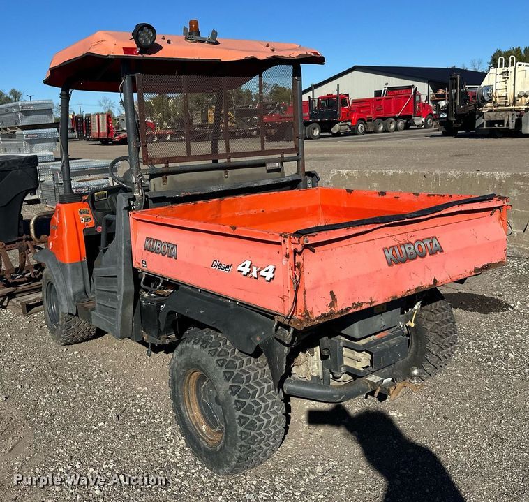 image for item DW4304 2001 Kubota RTV900 utility vehicle