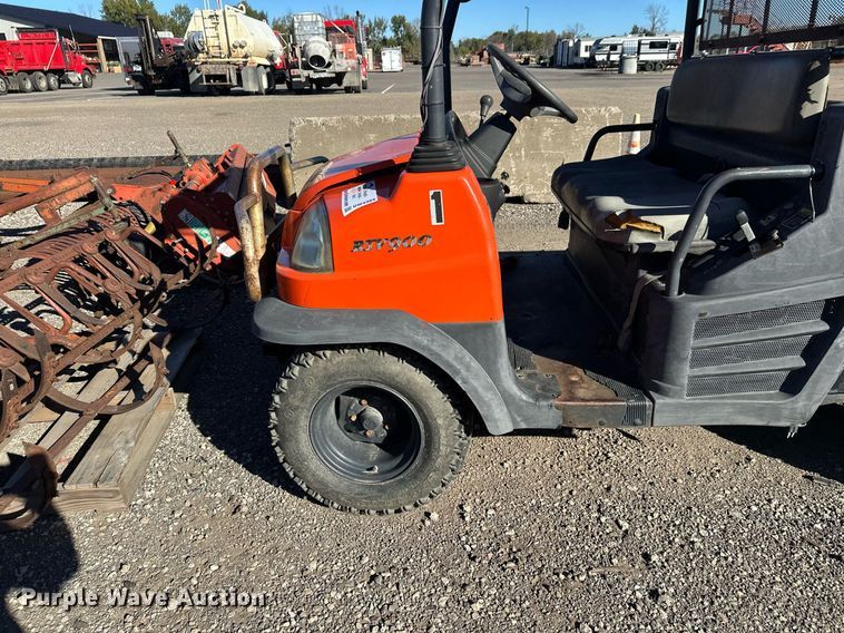 image for item DW4304 2001 Kubota RTV900 utility vehicle