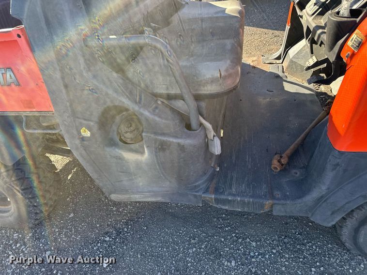 image for item DW4304 2001 Kubota RTV900 utility vehicle