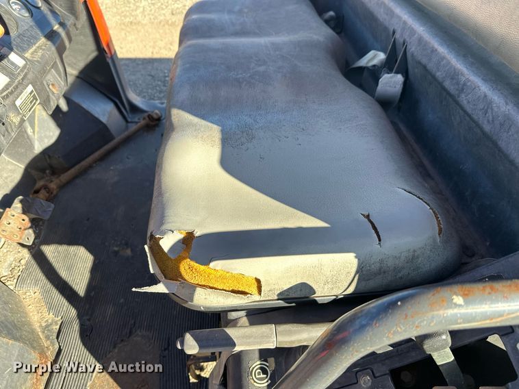 image for item DW4304 2001 Kubota RTV900 utility vehicle