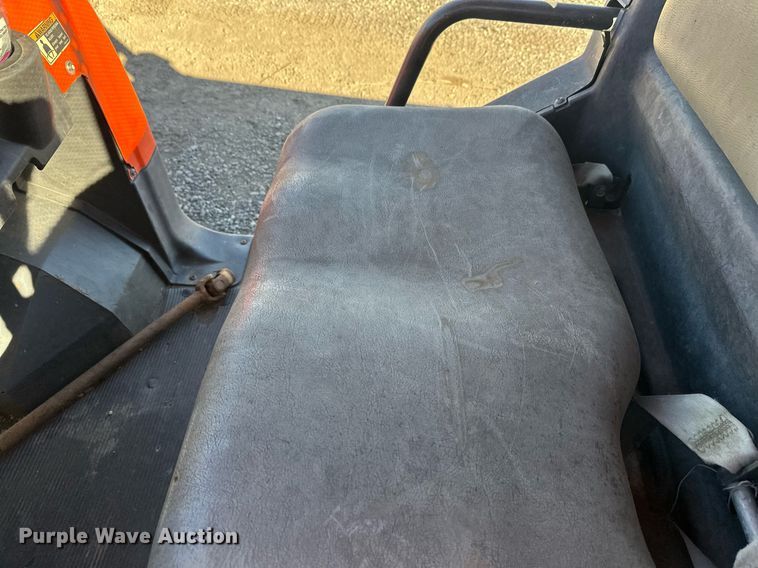 image for item DW4304 2001 Kubota RTV900 utility vehicle