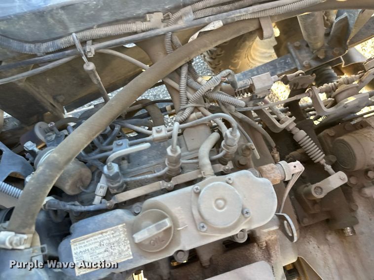 image for item DW4304 2001 Kubota RTV900 utility vehicle