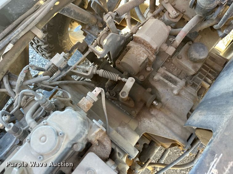 image for item DW4304 2001 Kubota RTV900 utility vehicle