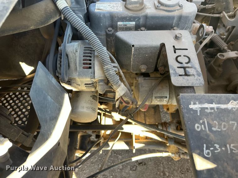 image for item DW4304 2001 Kubota RTV900 utility vehicle