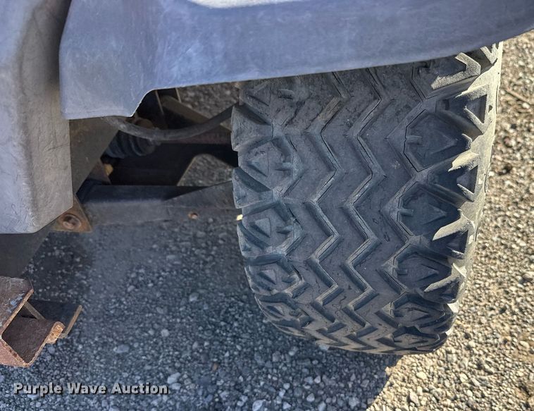 image for item DW4304 2001 Kubota RTV900 utility vehicle