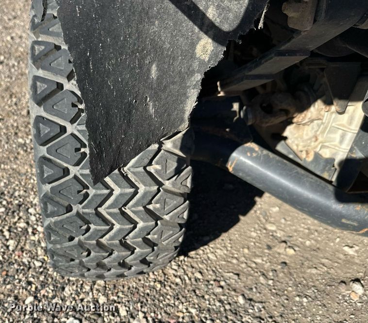 image for item DW4304 2001 Kubota RTV900 utility vehicle