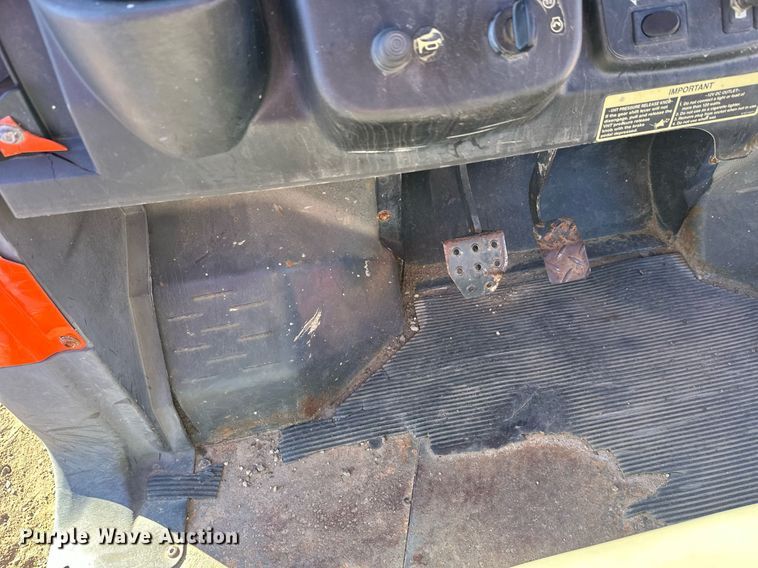 image for item DW4305 Kubota RTV9000 utility vehicle