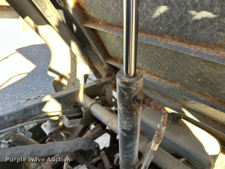 image for item DW4305 Kubota RTV9000 utility vehicle