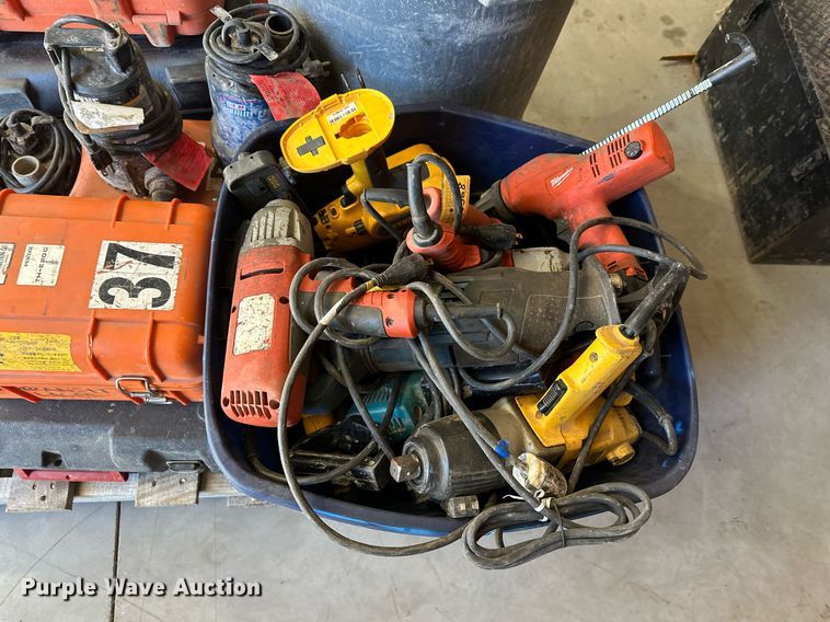 image for item DW4312 Tools