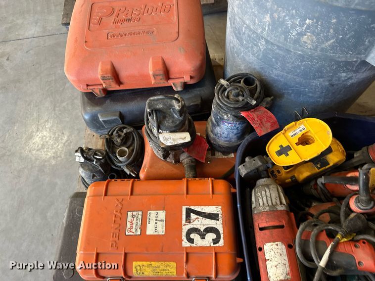 image for item DW4312 Tools