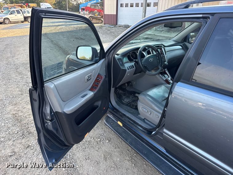 image for item DW6634 2006 Toyota Highlander Hybrid SUV