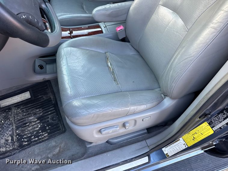 image for item DW6634 2006 Toyota Highlander Hybrid SUV