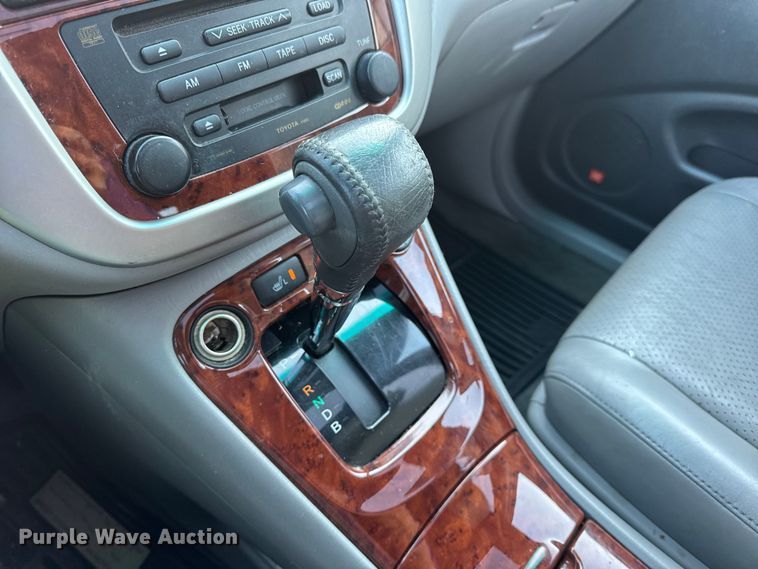 image for item DW6634 2006 Toyota Highlander Hybrid SUV