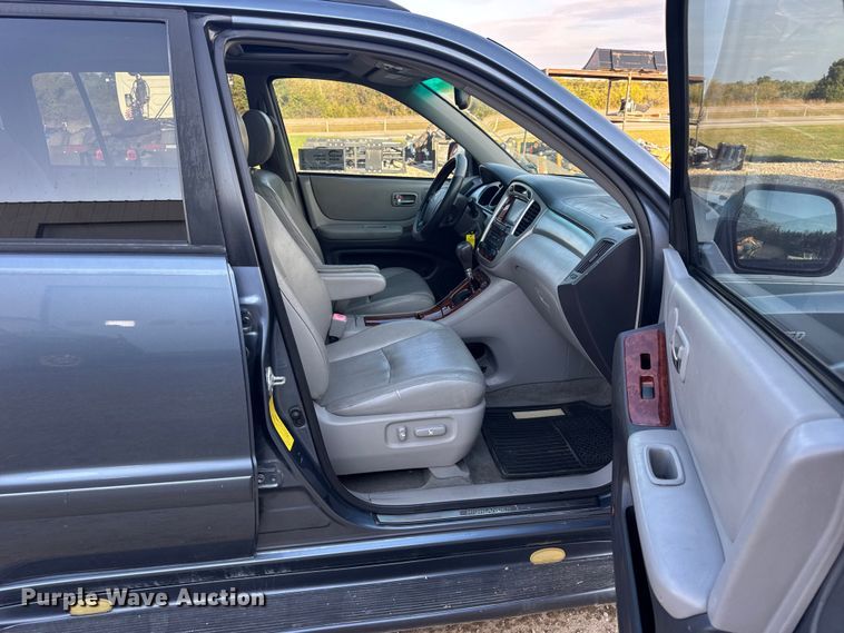 image for item DW6634 2006 Toyota Highlander Hybrid SUV