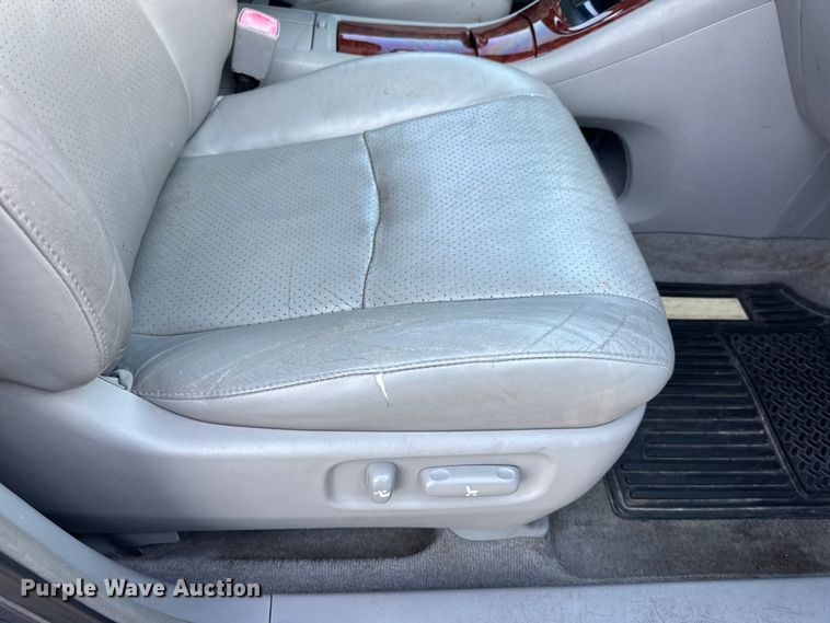 image for item DW6634 2006 Toyota Highlander Hybrid SUV